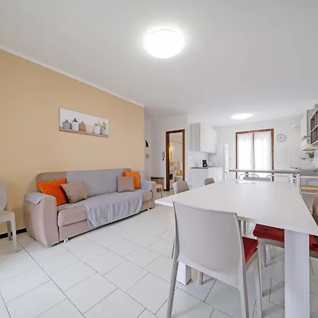 Casa Ruby - Geraeumige Mit Pool By Interhome Марленго