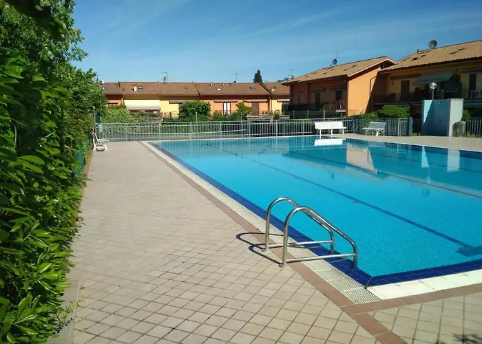 Casa Ruby - Geraeumige Mit Pool By Interhome *