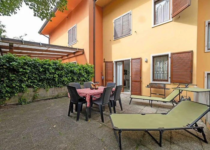 Casa Ruby - Geraeumige Mit Pool By Interhome Марленго