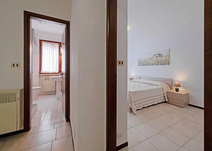 Casa Ruby - Geraeumige Mit Pool By Interhome * מרלנגו