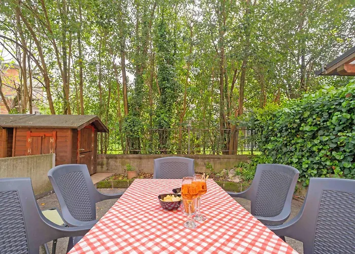 Casa Ruby - Geraeumige Mit Pool By Interhome Apartman