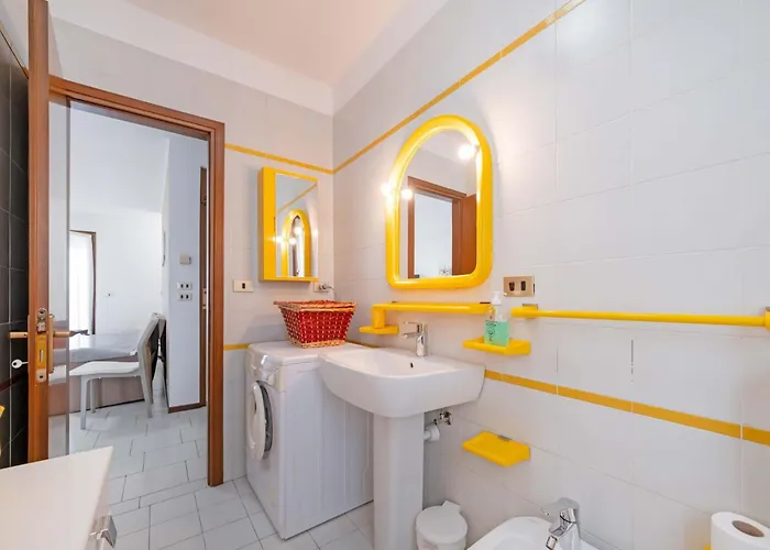 Casa Ruby - Geraeumige Mit Pool By Interhome *